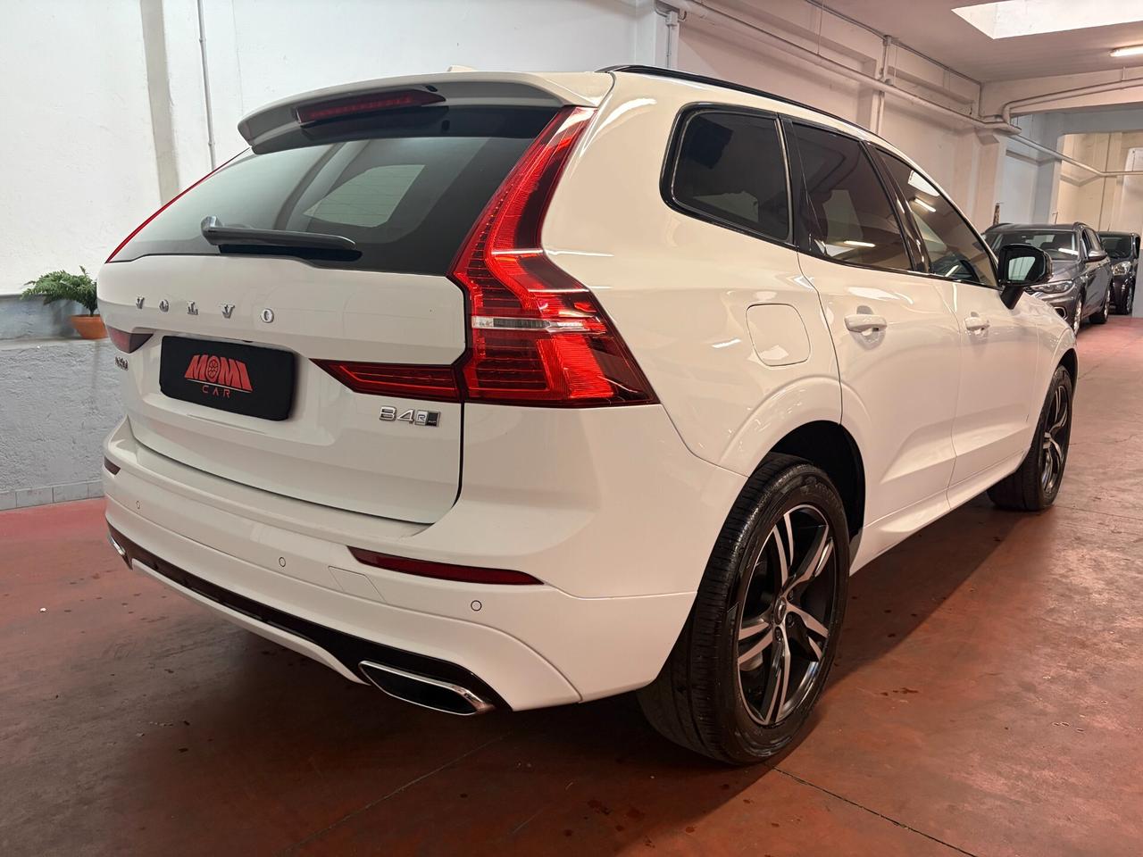Volvo XC 60 B4 (d) AWD Geartronic R-design