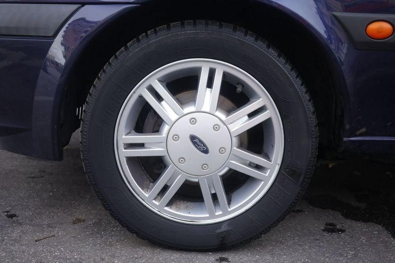 Ford Fiesta Ford Fiesta 3p 1.2 16v Ambiente 55KW ANNO 2001