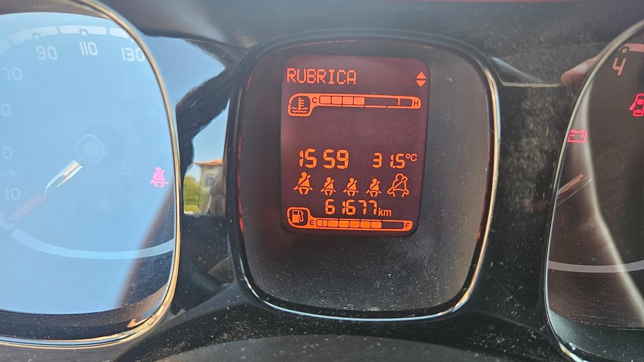 Fiat Panda 1.2 Lounge 69cv 5 POSTI-NEOPATENTATI
