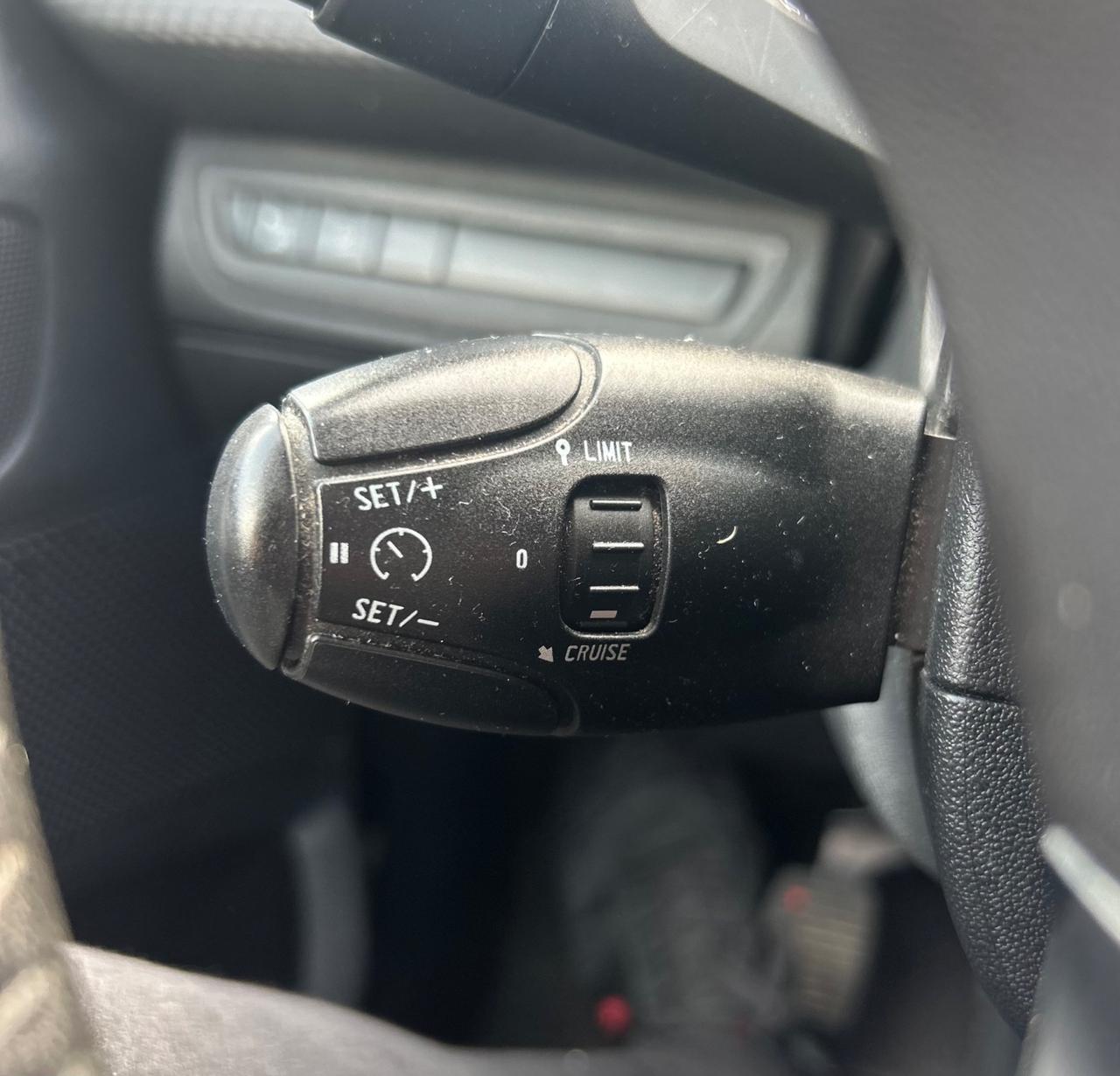Peugeot 2008 BlueHDi 75 Active Neopatentati 2016