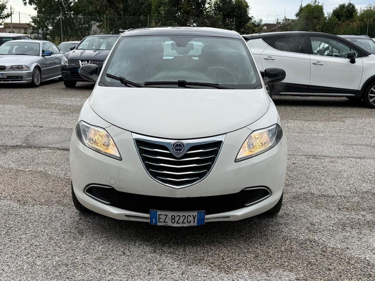 Lancia Ypsilon 1.2 69 CV 5 porte Elefantino