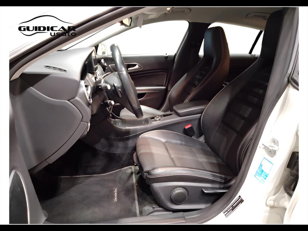 Mercedes-Benz CLA Shooting Brake - X117 - CLA Shooting Brake 220 d Sport a