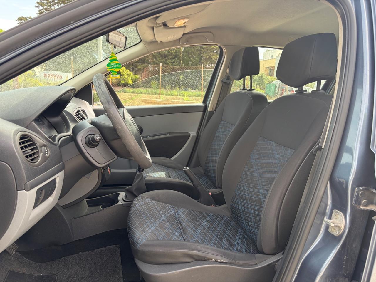 Renault Clio 1.2 16V 5 porte