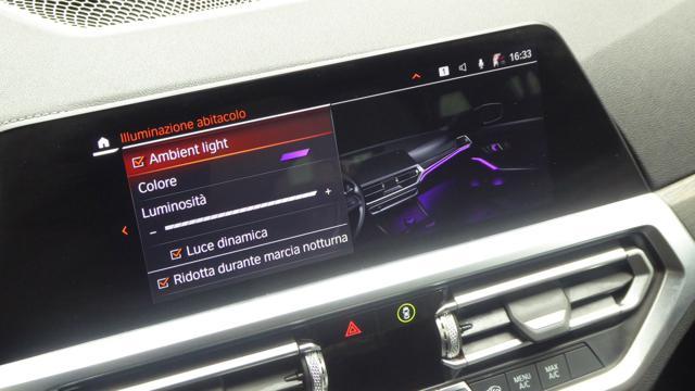 BMW 318 d Touring Luxury Automatico
