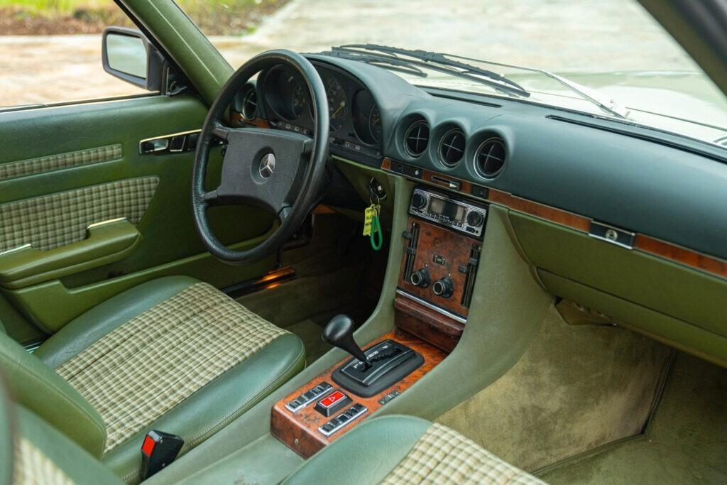 Mercedes-benz 500 SLC - MER00322