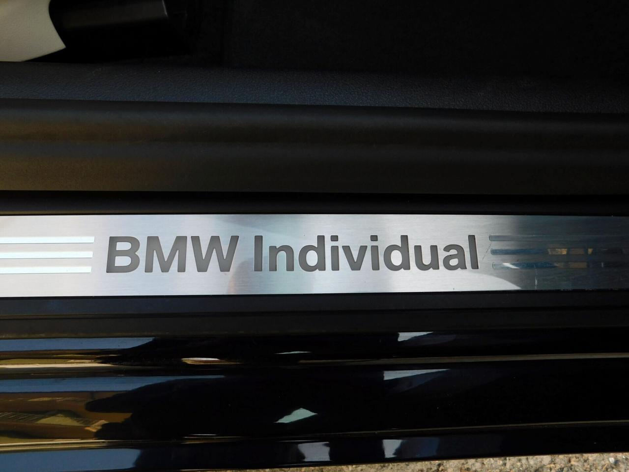 BMW 530d xDrive Touring INDIVIDUAL Pelle-Tetto-HeadUp