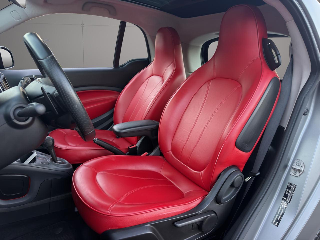 Smart fortwo coupe Fortwo 0.9 t Superpassion 90cv - UNIPRO - PROMO FINANZIAMENTO - IVA ESPOSTA - SPORT - SCHERMO - PELLE - TETTO