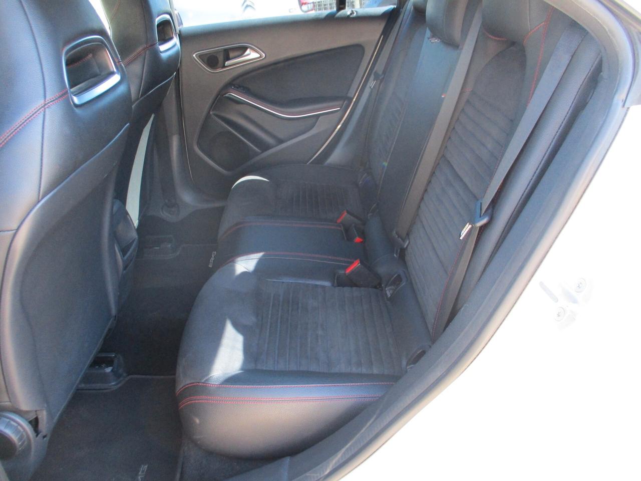 Mercedes-benz CLA 180 d Automatic Premium