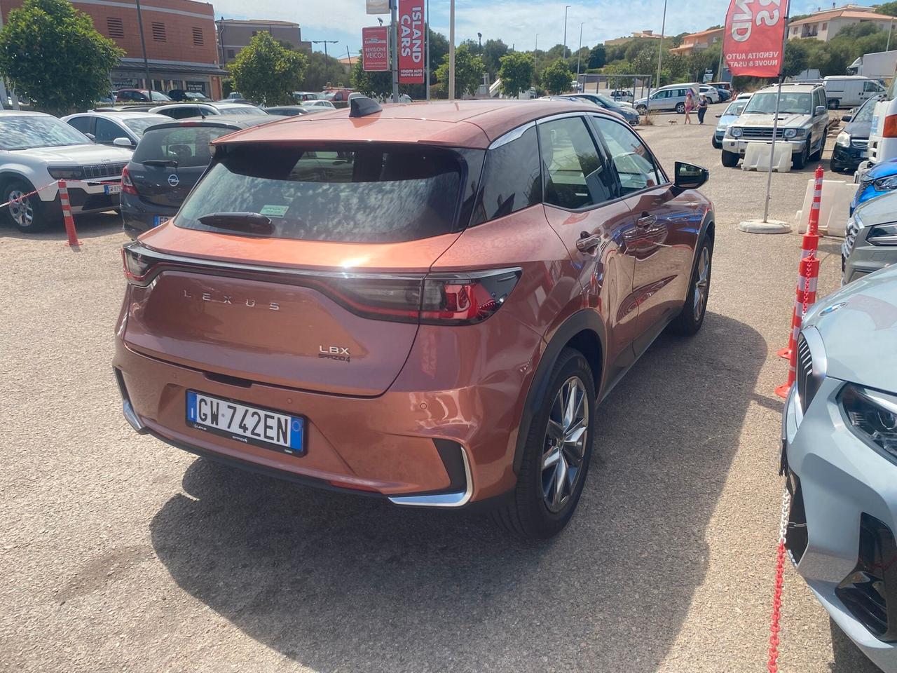 Lexus LBX Hybrid Class