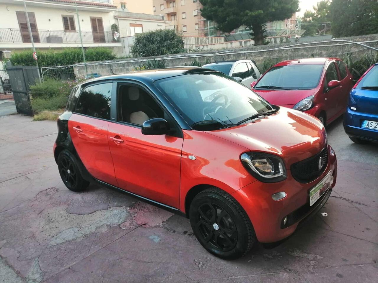 SMART FORFOUR 2015 PASSION 1.0 71CV MANUALE