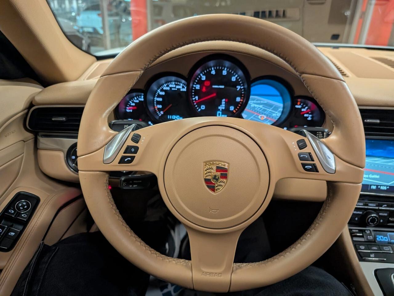 Porsche 911 3.4 Carrera 4 Coupé