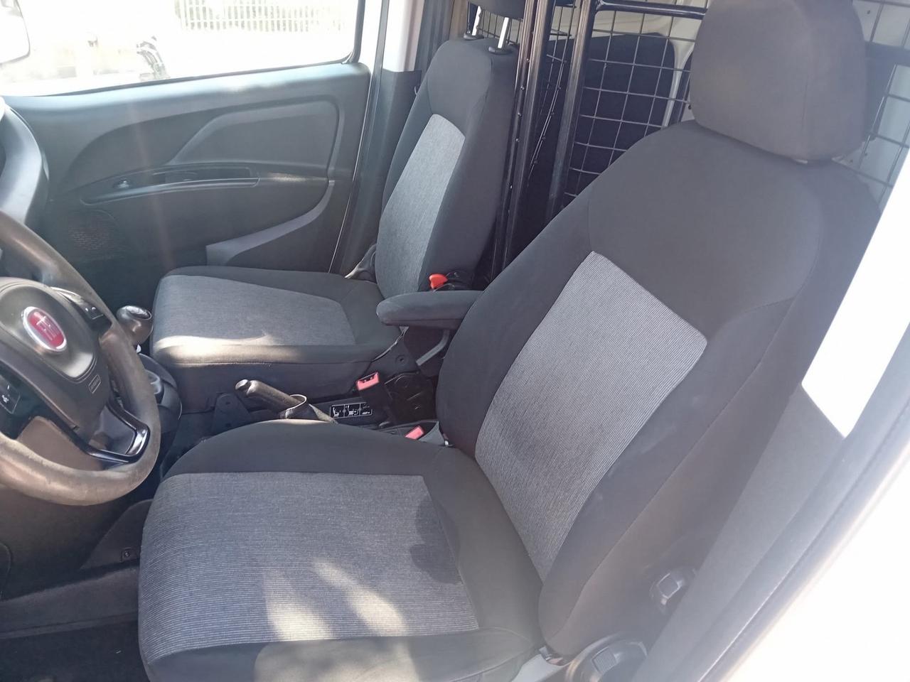 Fiat Doblo Doblò 1.6 MJT 105CV PL-TN Cargo Maxi Lamierato SX
