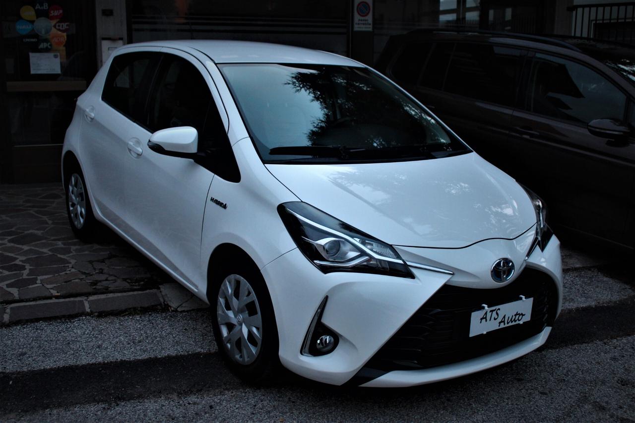 Toyota Yaris 1.5 Hybrid 5 porte Business