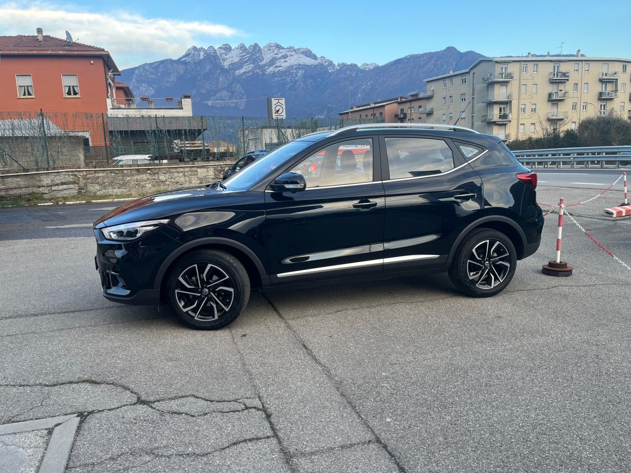 MG ZS LUXURY - 2024