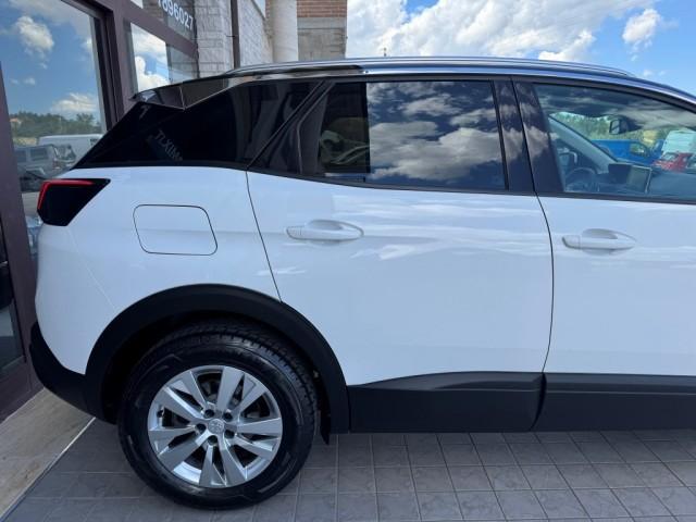 Peugeot 3008 1.5 bluehdi Business s&s 130cv eat8