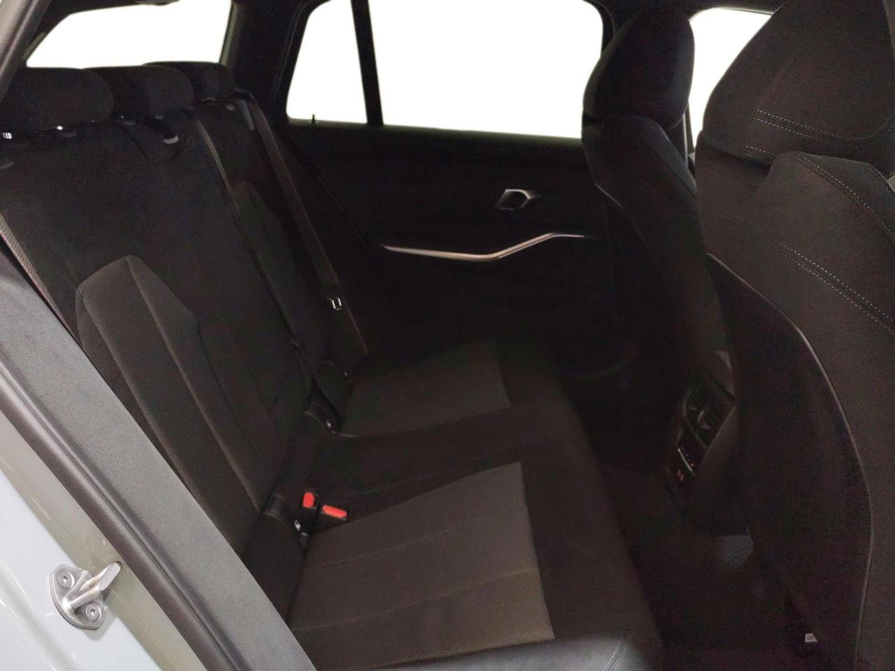 BMW Serie 3 318d Touring 48V MSport Pro