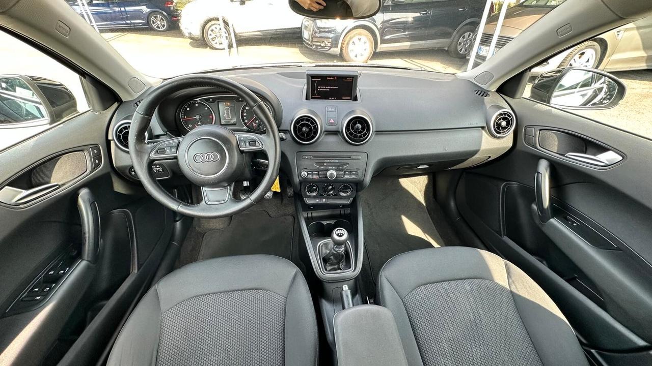 Audi A1 1.6 TDI Ambition KM CERTIFICATI-DISTRIBUZIONE COMPLETA APPENA ESEGUITA-NEOPATENTATI