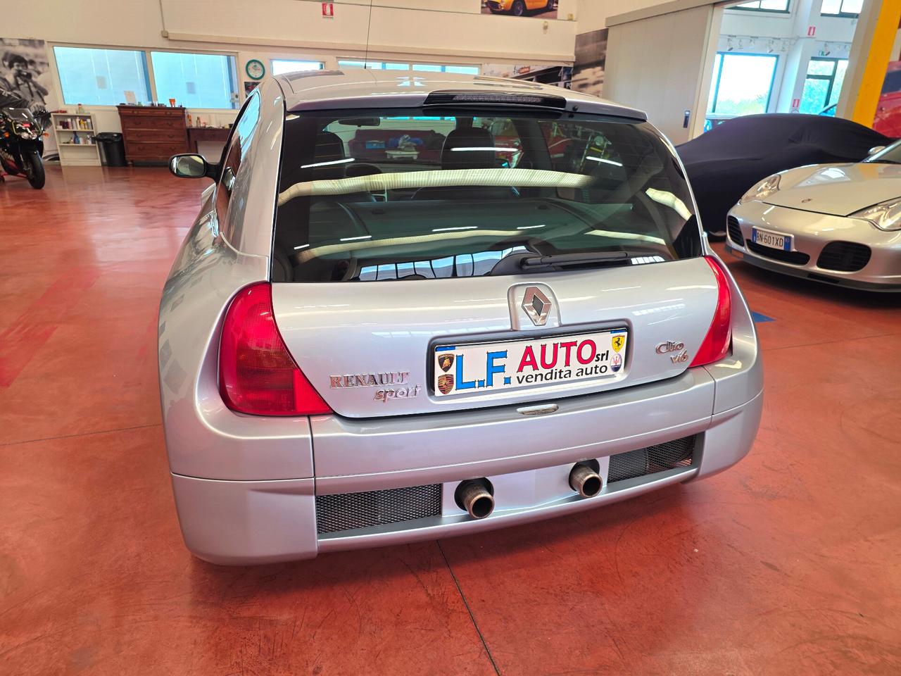 Renault Clio 3.0 V6 24V cat 3 porte Sport A.S.I.