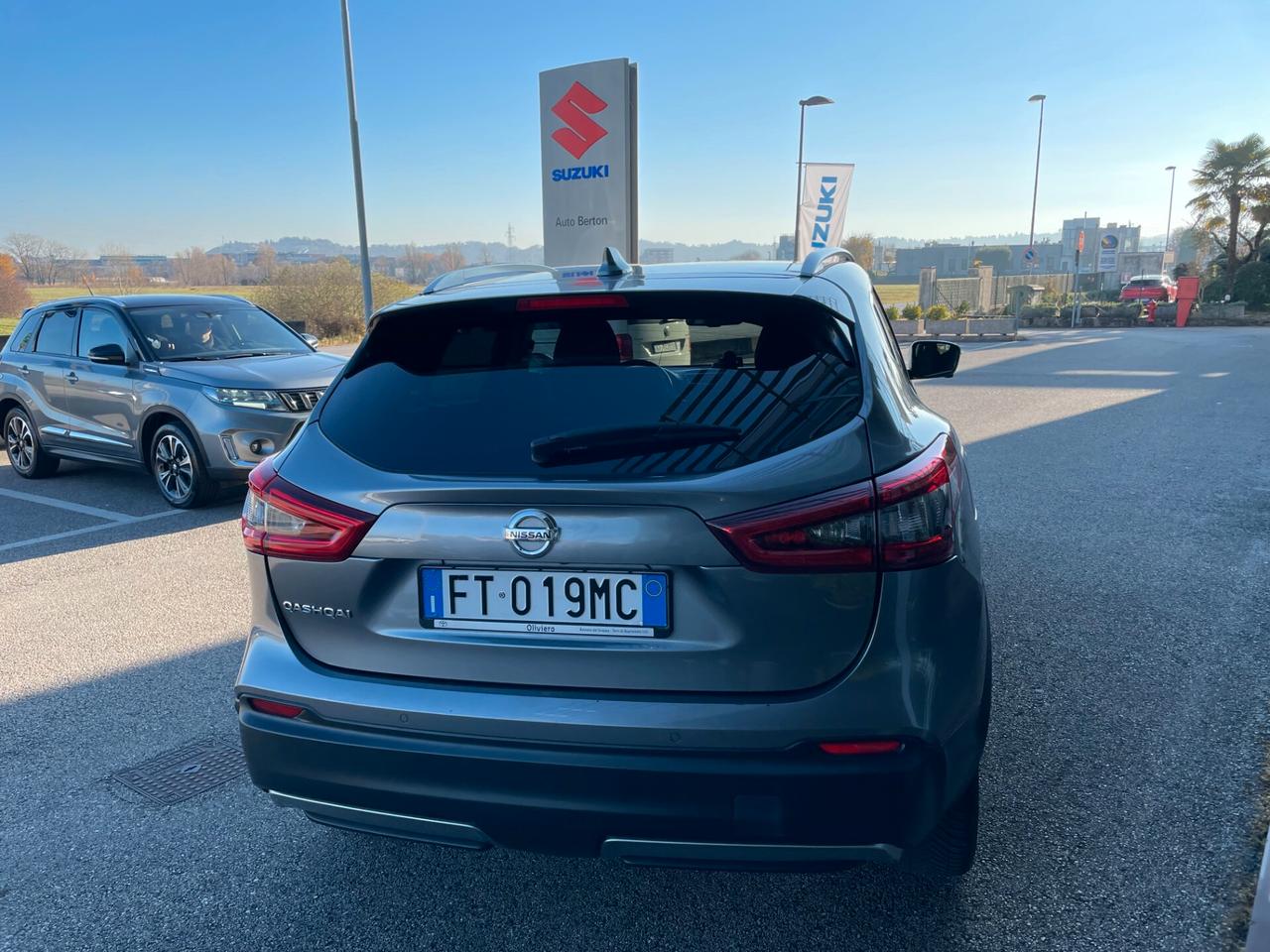 Nissan Qashqai 1.2 DIG-T Tekna OK PER NEOPATENTATI