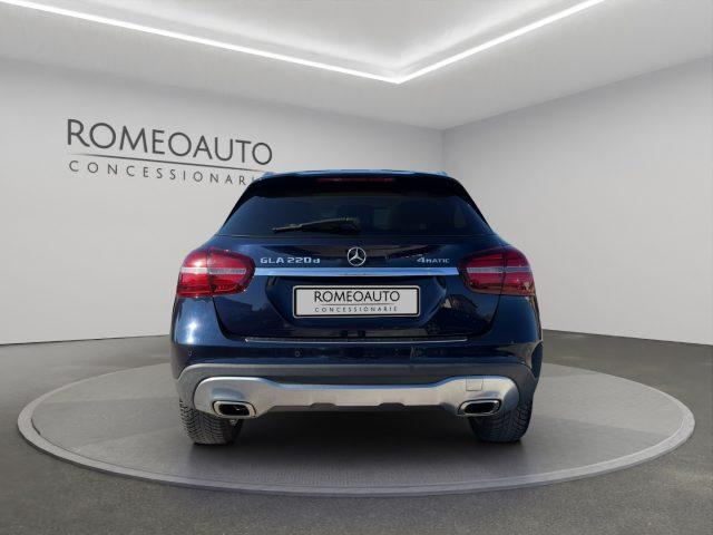 MERCEDES-BENZ GLA 220 CDI Automatic 4Matic Premium