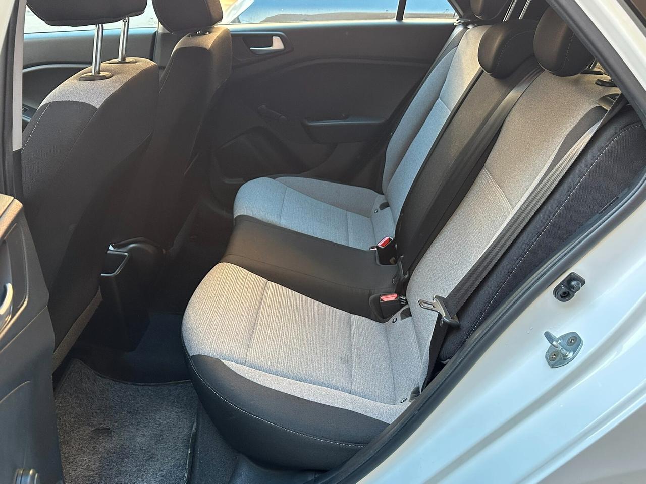 Hyundai i20 1.1 CRDi 12V 5 porte Garanzia 24 mesi