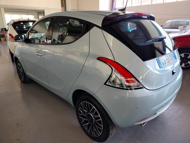 LANCIA Ypsilon 1.0 Hybrid Platino MY24 GPL PROMO