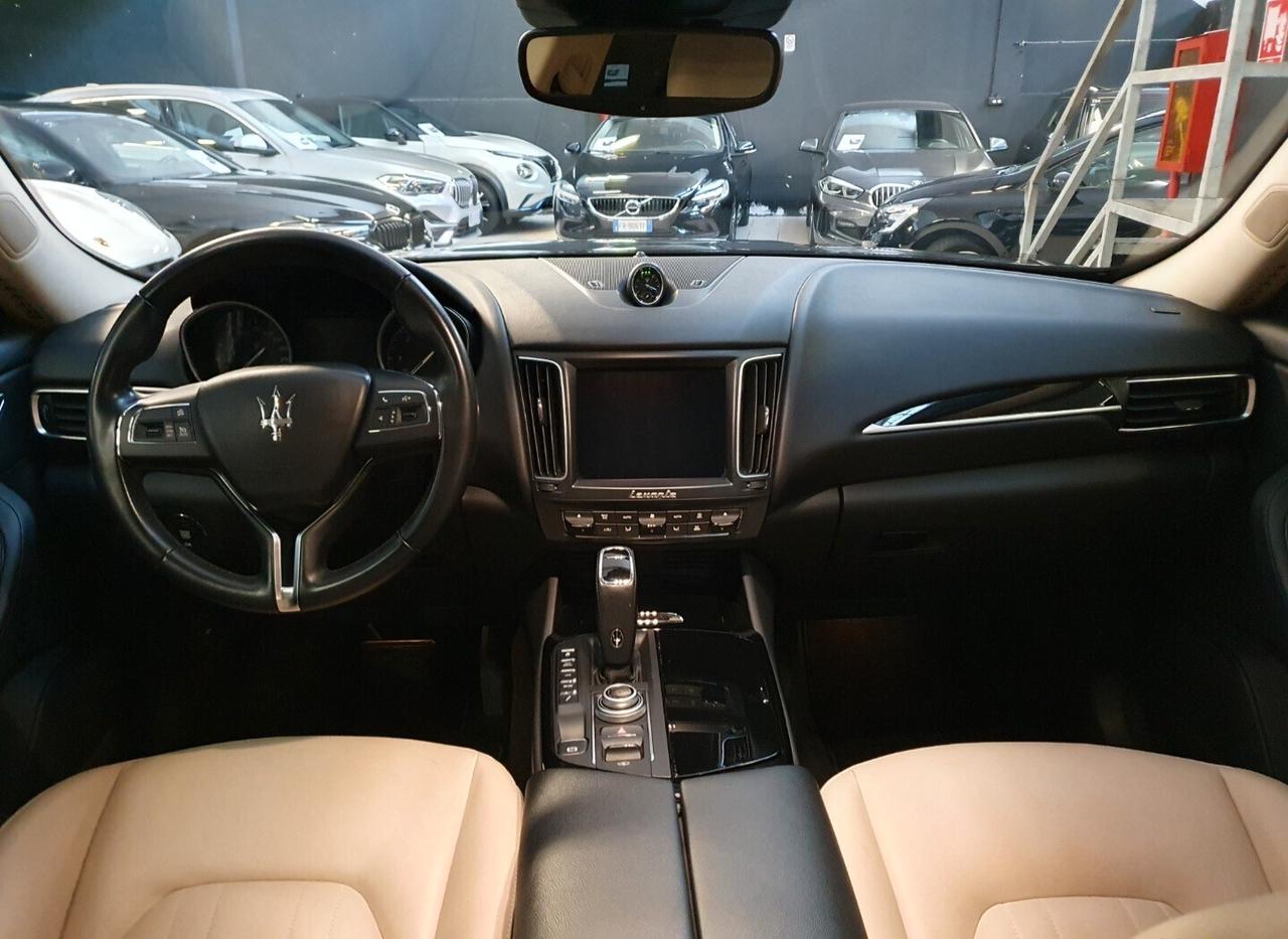 MASERATI Levante 3.0 V6 Diesel 250cv PARI AL NUOVO