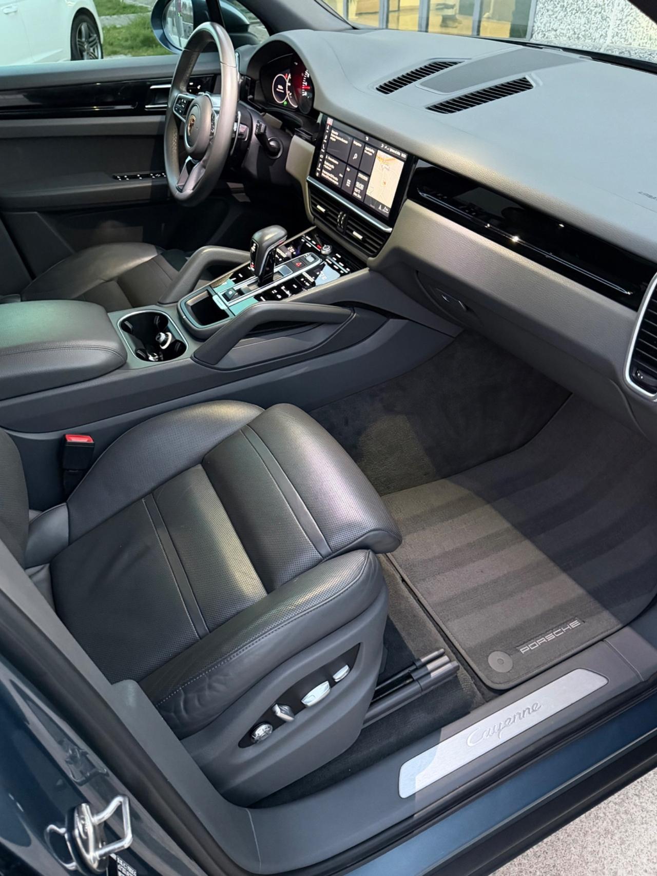 Porsche Cayenne 3.0 V6