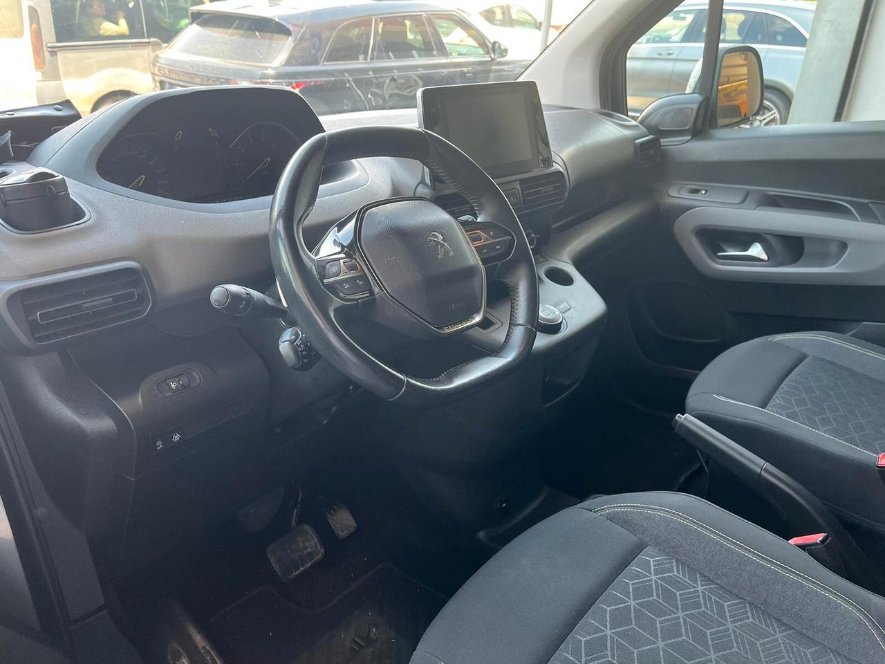 Peugeot Rifter 1.5 130CV EAT8 Allure Standard