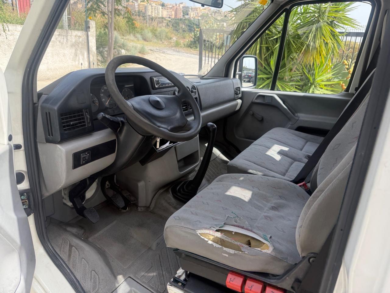 Volkswagen LT 46 2.5 TDI furgone cassonato
