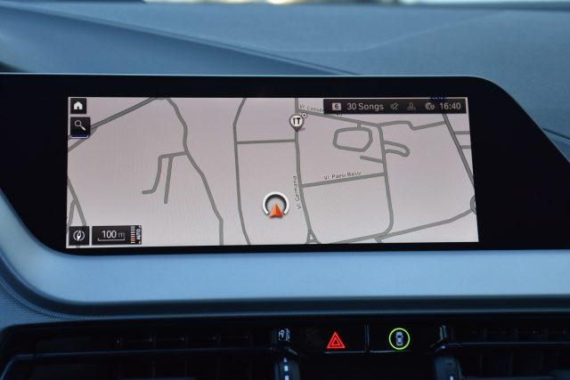 BMW 116 d 5p. Business Advantage *NAVIGATORE, PELLE, LED*