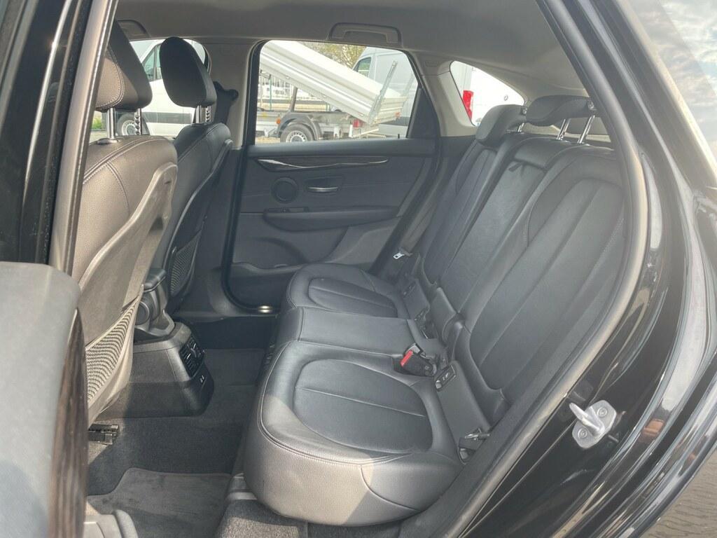 BMW Serie 2 Active Tourer 216 d Luxury DCT