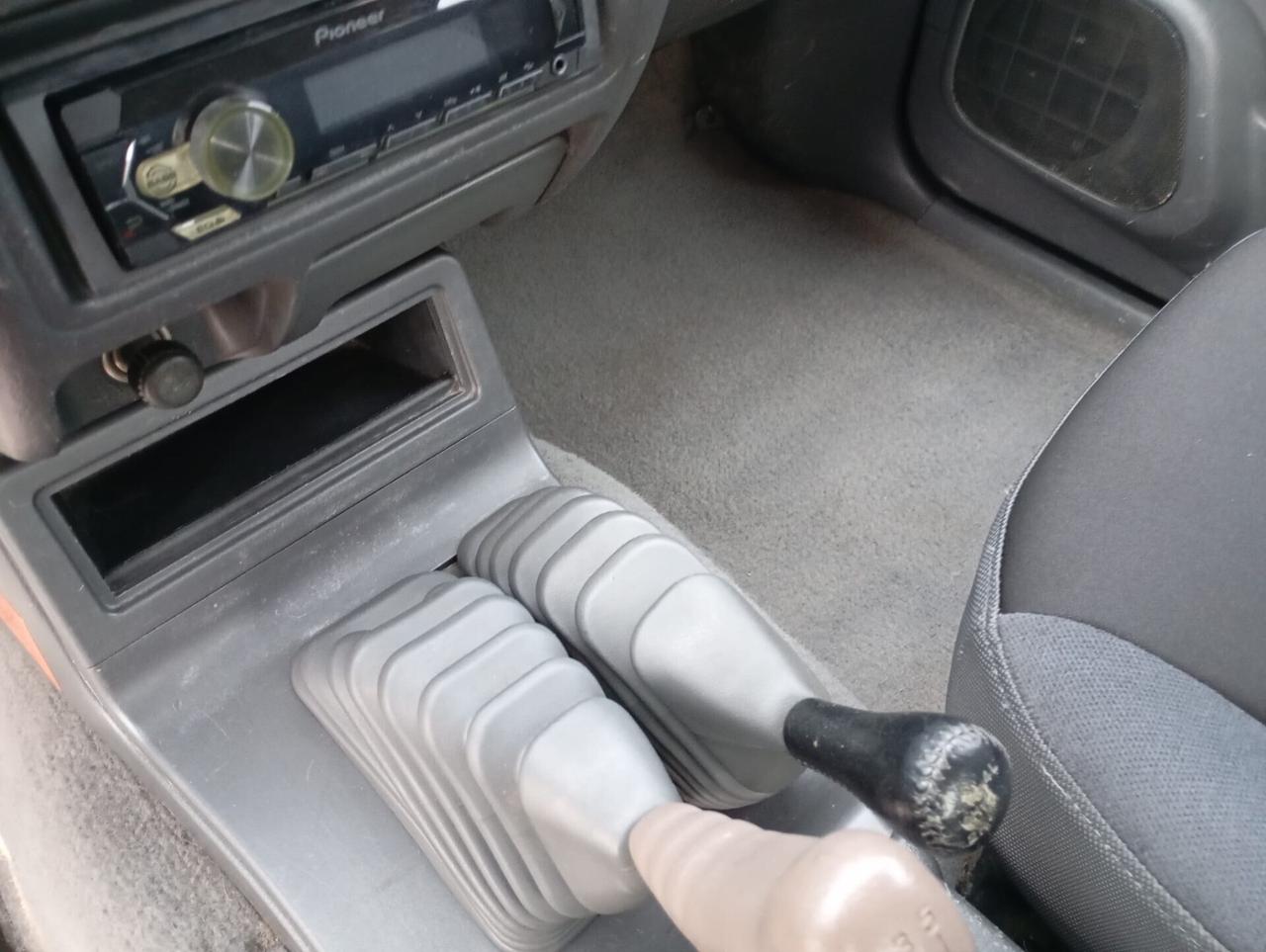 Mitsubishi L200 2.5 TDI 4WD Double Cab Pup. GLS T.