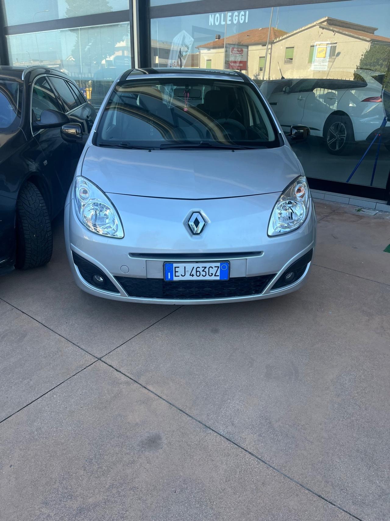 Renault Twingo 1.2 16V Live cambio automatico più gpl
