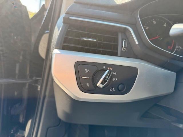 Audi A4 2.0 TDI 150 CV ultra Sport