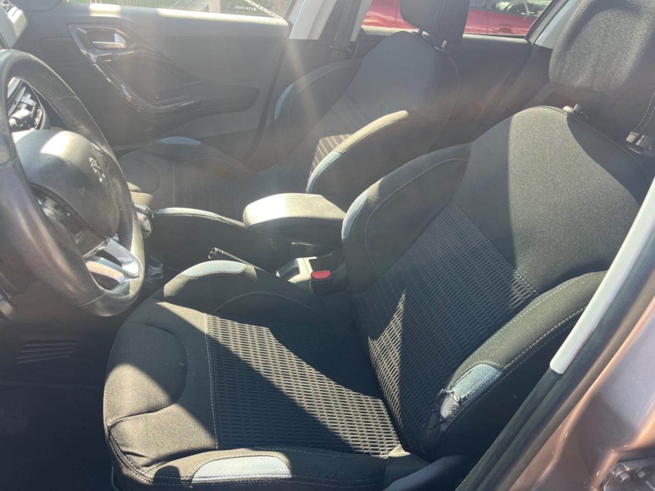Peugeot 208 1.4 VTi 95 CV 5p. GPL Allure