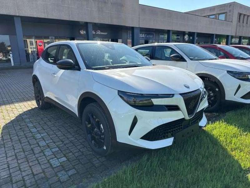 Alfa Romeo Junior 1.2 Hybrid ibrida