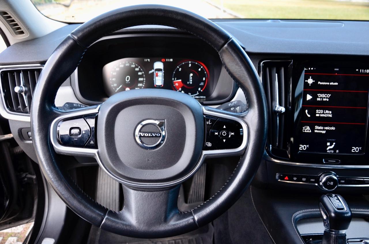 VOLVO V90 CROSS COUNTRY 2.0 OCEAN RACE D5 AWD 235cv GEARTRONIC, UFF ITALIANA, EURO 6B, FARI LED, NAVI, RETROCAMERA, PERMUTE