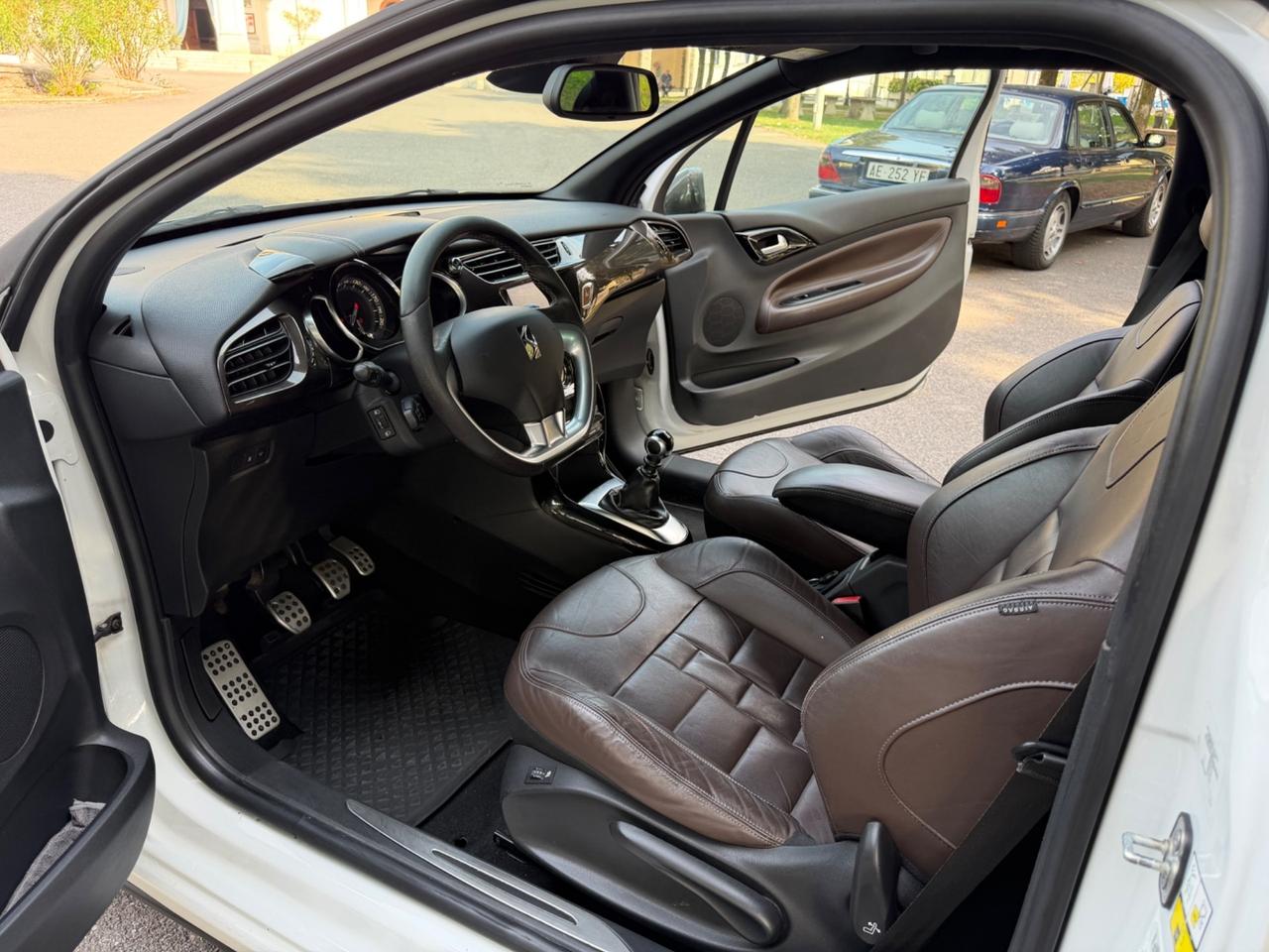 Ds DS3 3 PureTech 130 S&S Performance Line