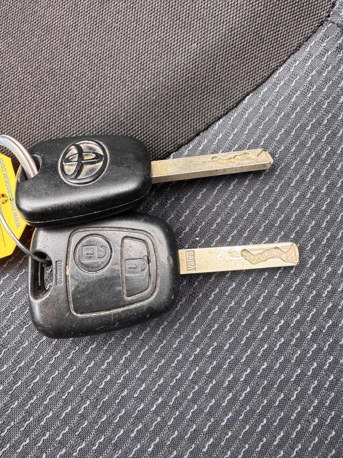 Toyota Aygo 1.0 VVT-i 69000 km GARANZIA 12m