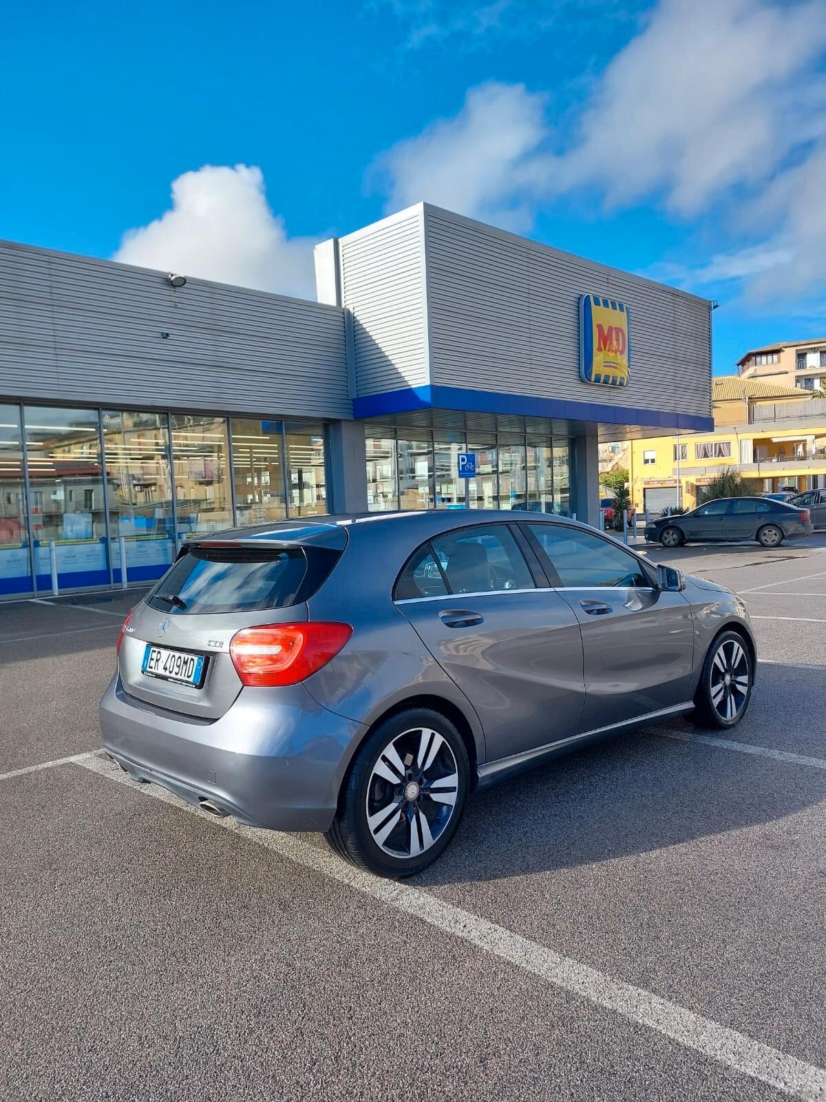 Mercedes-benz A 200 A 200 CDI Automatic Premium