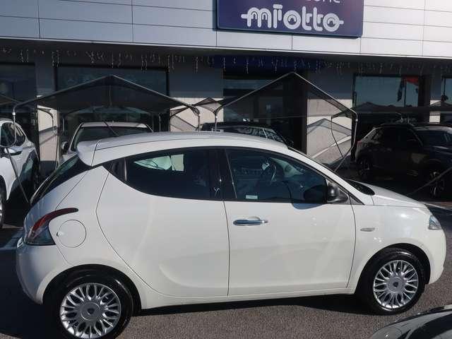 Lancia Ypsilon Ypsilon 1.2 Silver 69cv - Per Neopat.