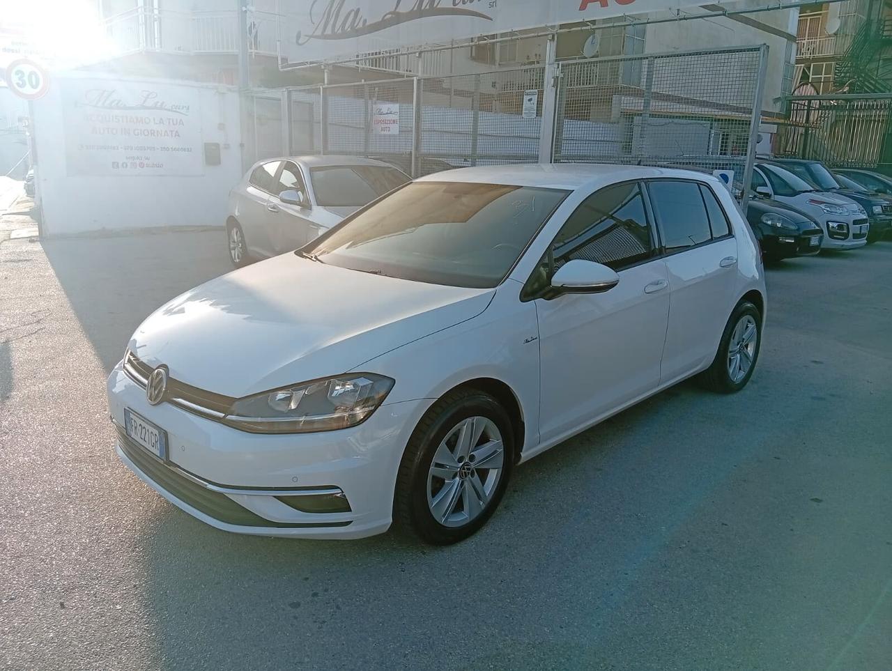 Volkswagen Golf 1.6cc diesel 12 mesi garanzia-2018