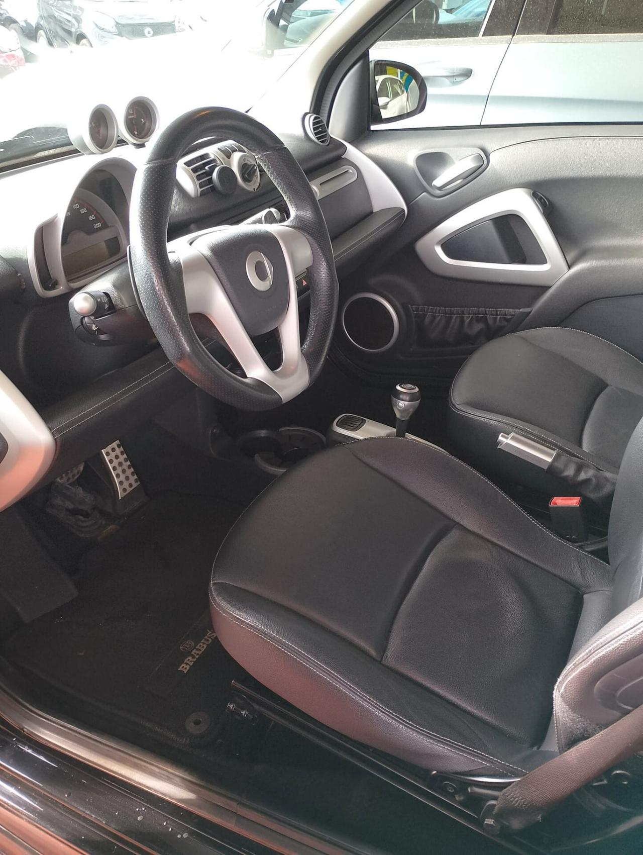 Smart ForTwo 1000 75 kW cabrio BRABUS