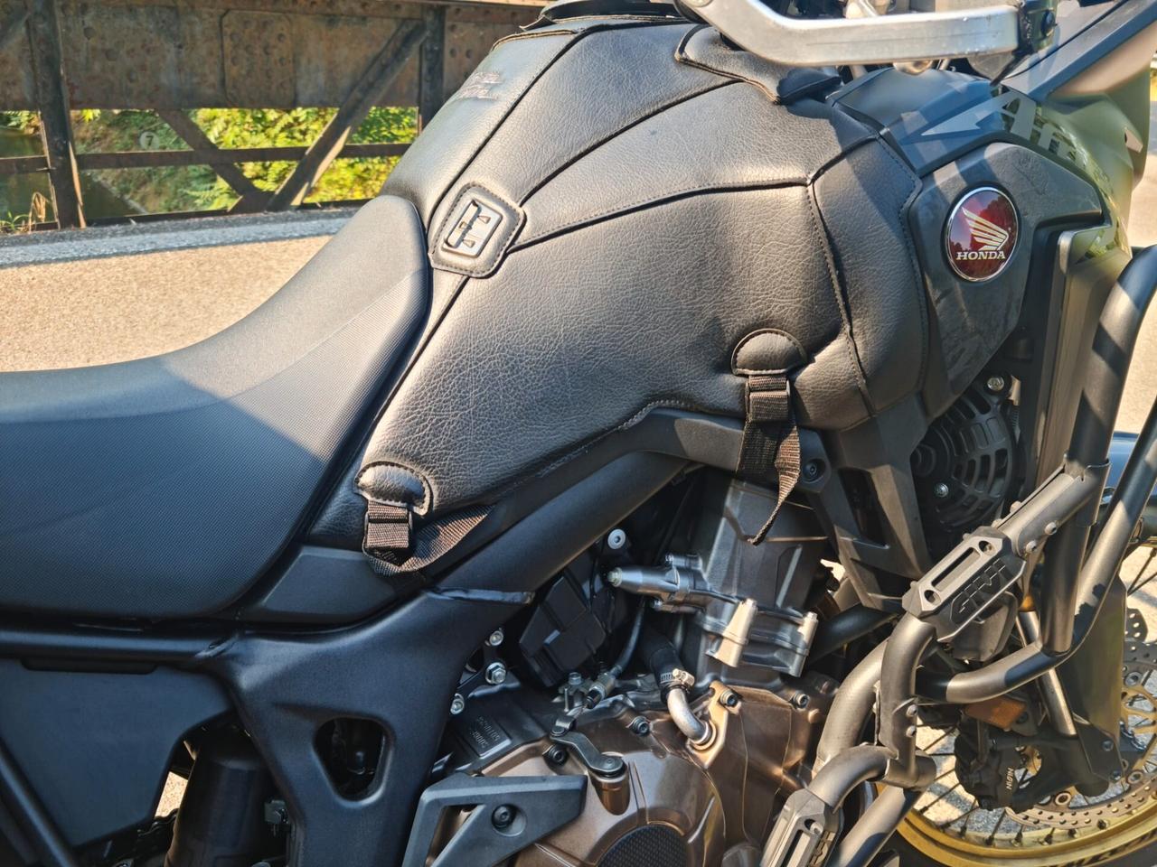 Honda CRF1000L Africa Twin crf 1000 l adventure sport