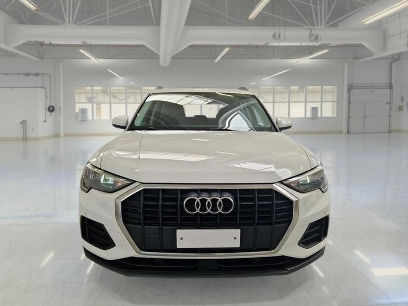 AUDI Q3 35 TDI S tronic Business
