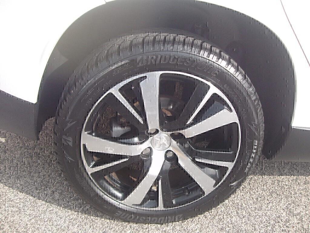 Peugeot 2008 1.6 HDi 115 CV Allure - 2013