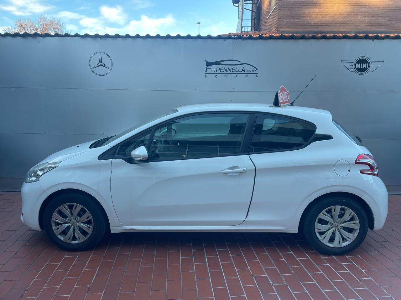 Peugeot 208 1.2 VTi 82 CV 3 porte Active