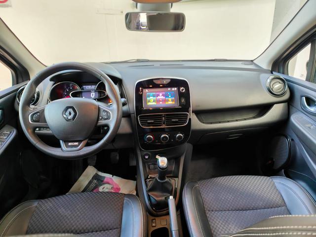 RENAULT Clio TCe 12V 75 CV 5 porte Moschino Zen