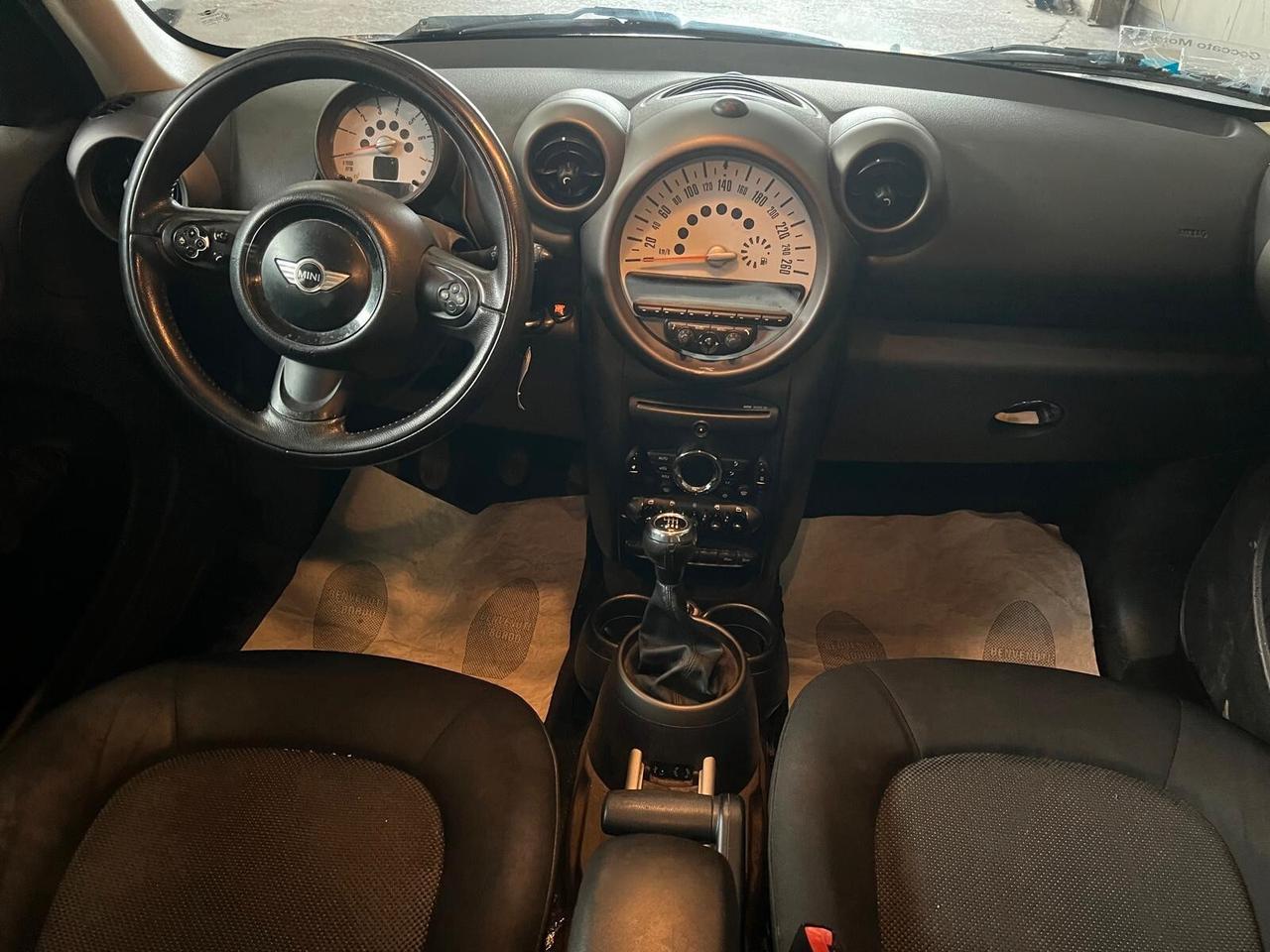 Mini Cooper D Countryman Classic-1.6 one D-2012